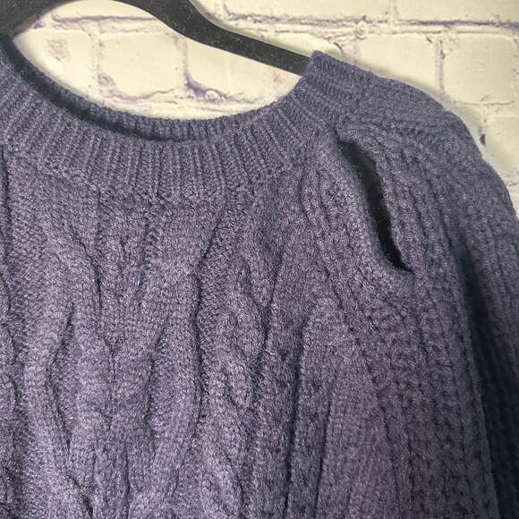 POL Cable Knit Chunky Sweater in Navy - Picture 2 of 5